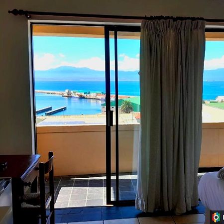 מוסל ביי Green Door Guesthouse מראה חיצוני תמונה