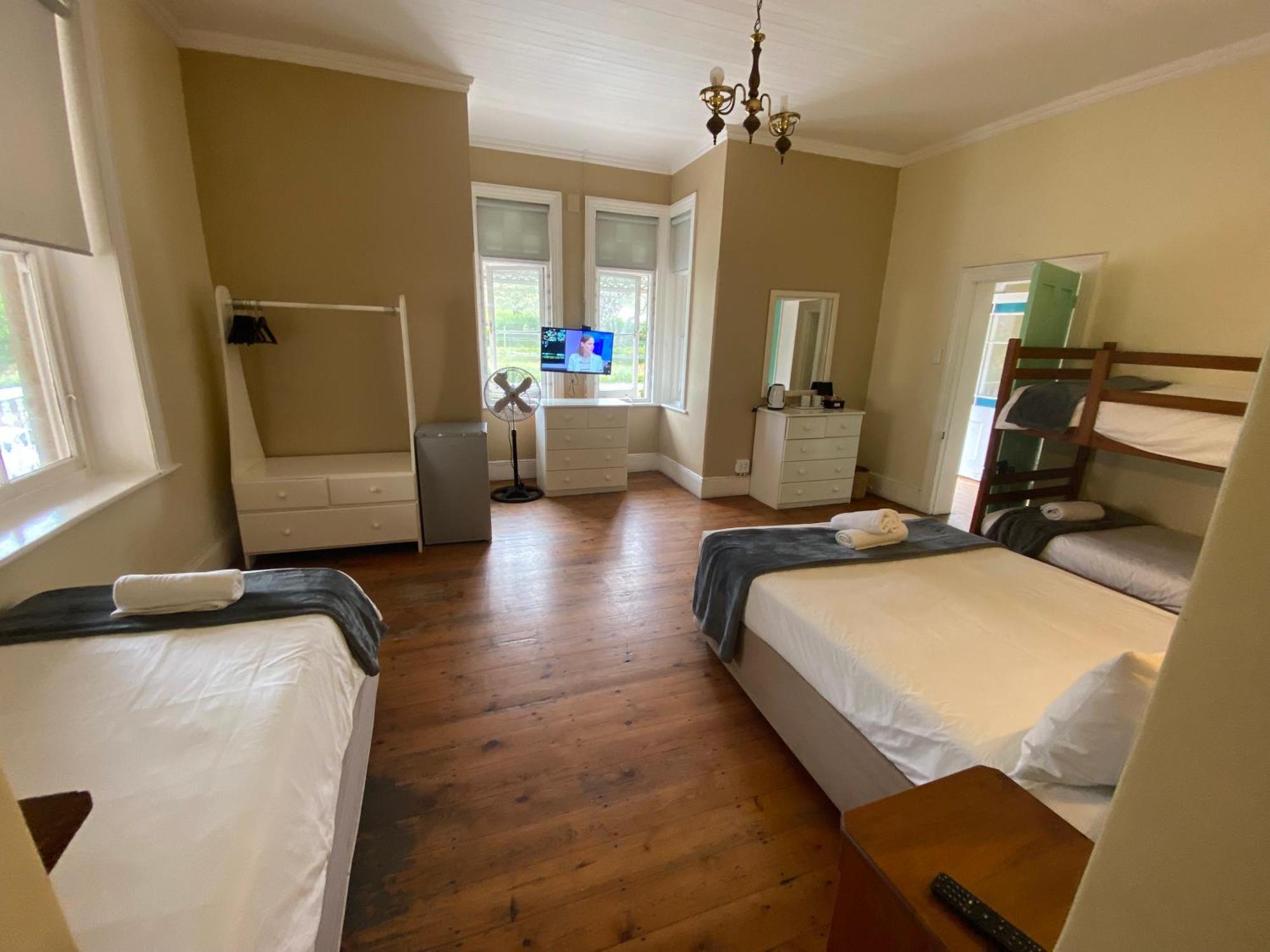 מוסל ביי Green Door Guesthouse חדר תמונה
