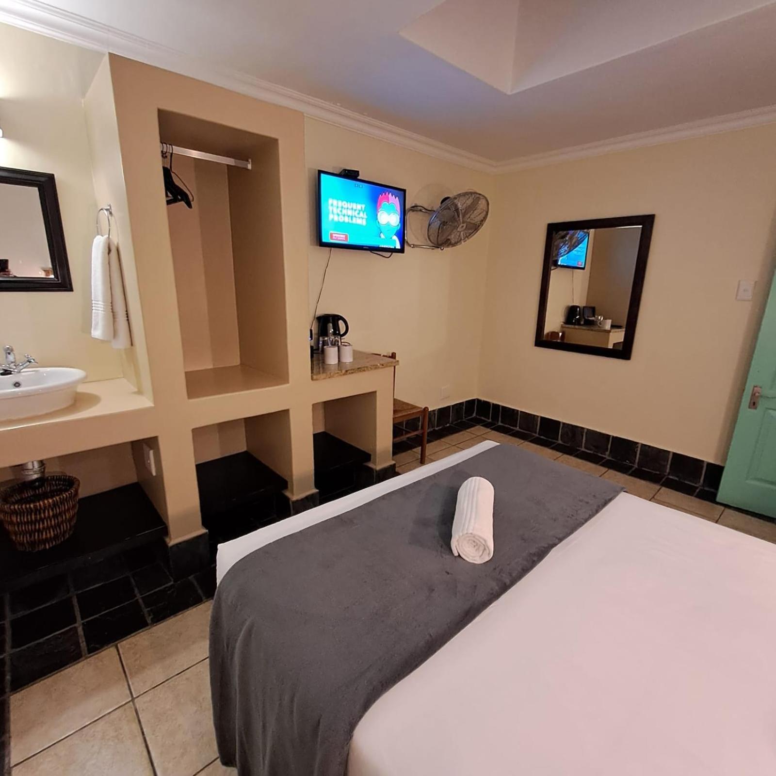 מוסל ביי Green Door Guesthouse חדר תמונה