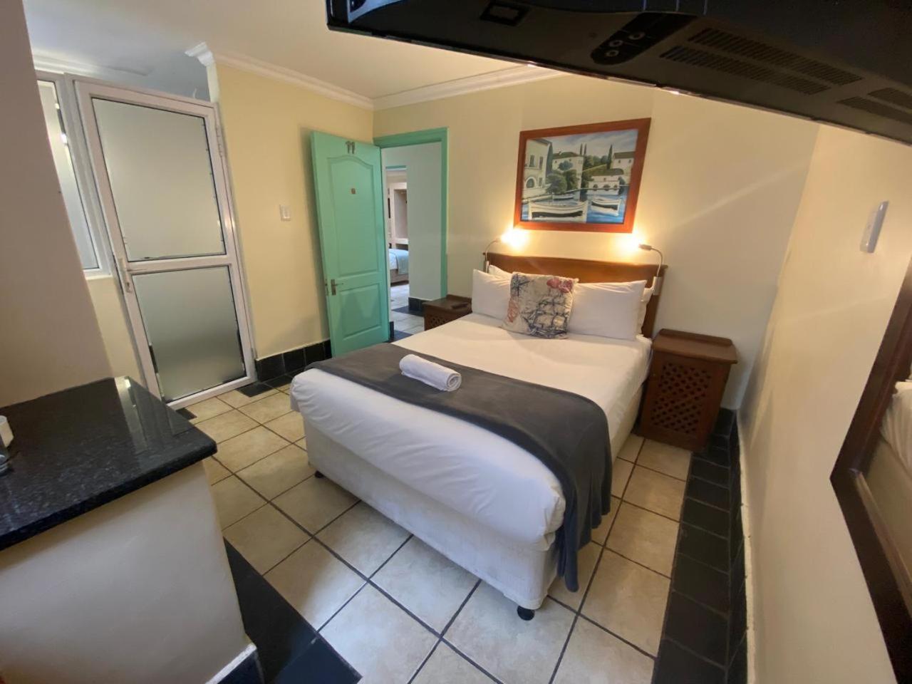 מוסל ביי Green Door Guesthouse חדר תמונה