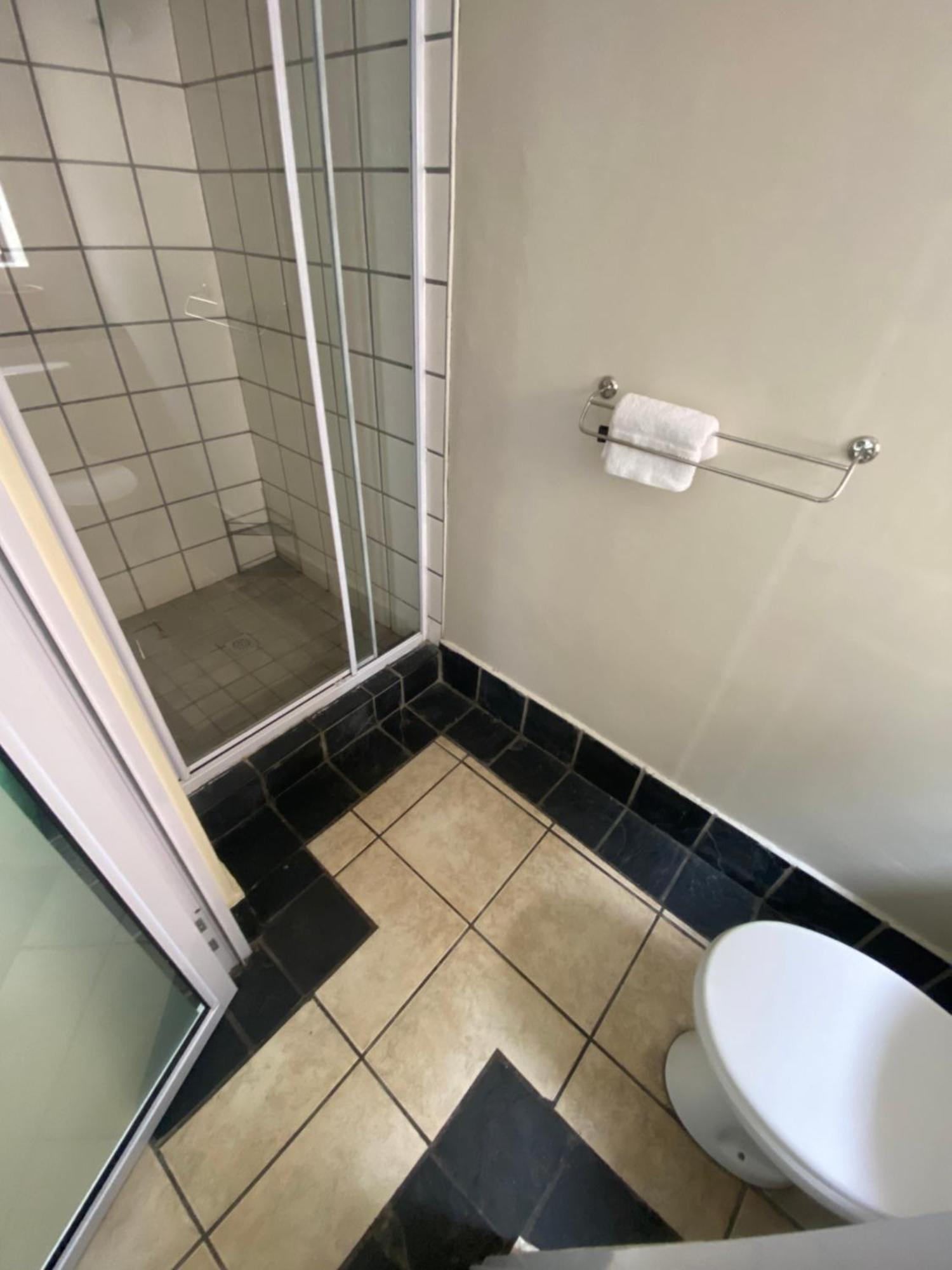 מוסל ביי Green Door Guesthouse חדר תמונה